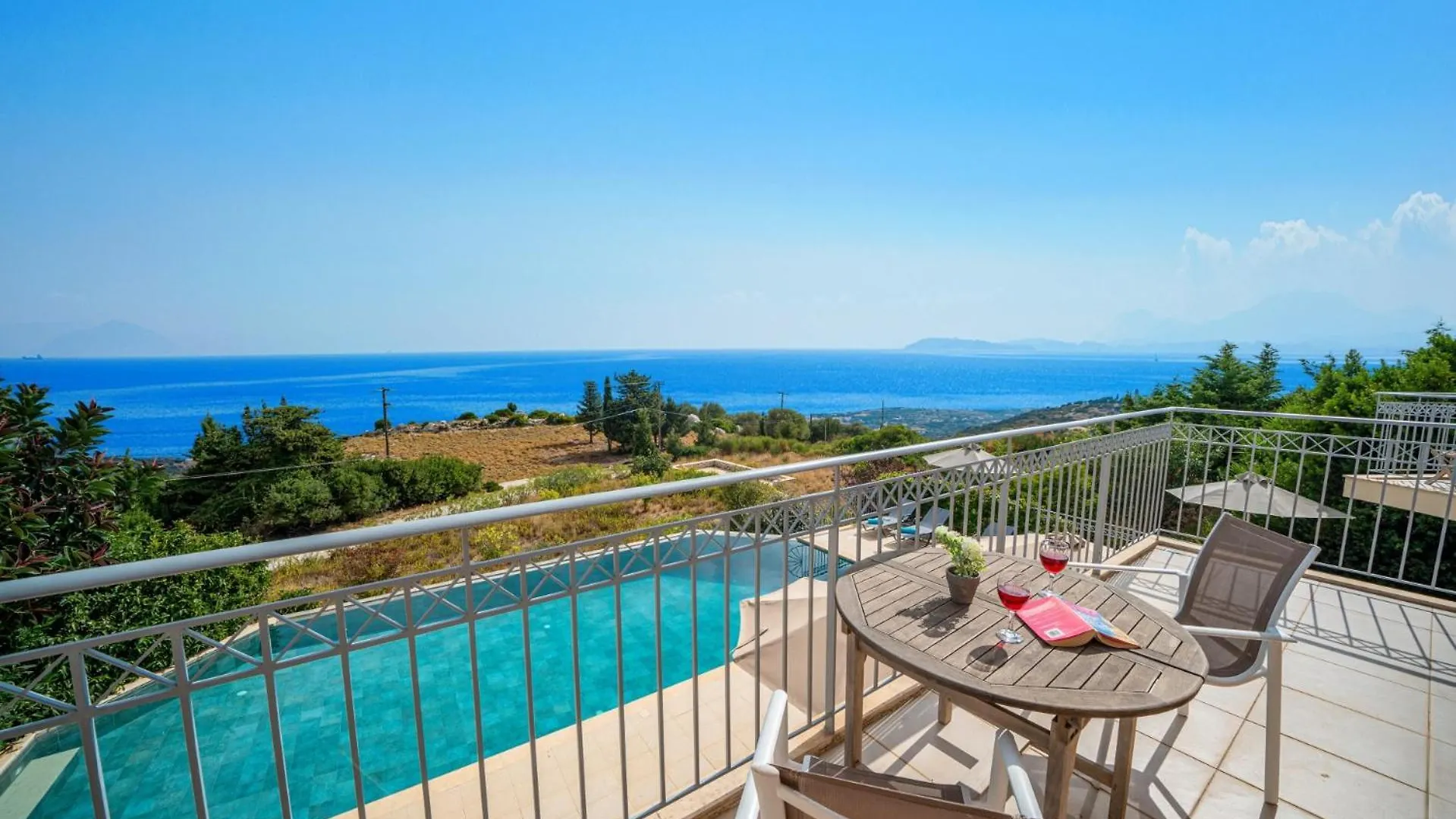 Villa Estiasi By Villa Plus Spathion