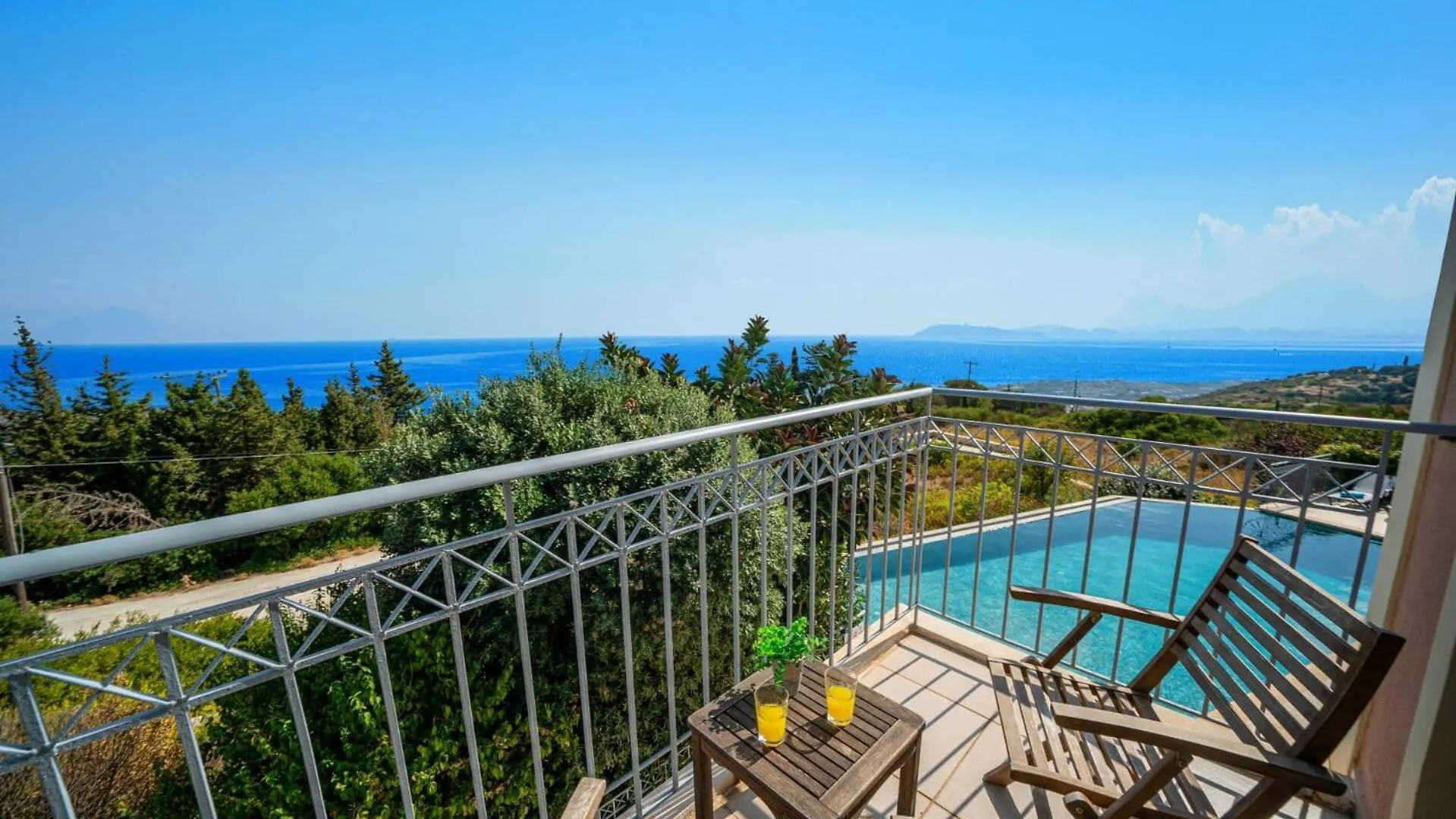 Villa Estiasi By Villa Plus Spathion